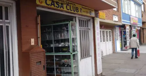 FERRETERIA CASA CLUB FERRETERIA CASA CLUB